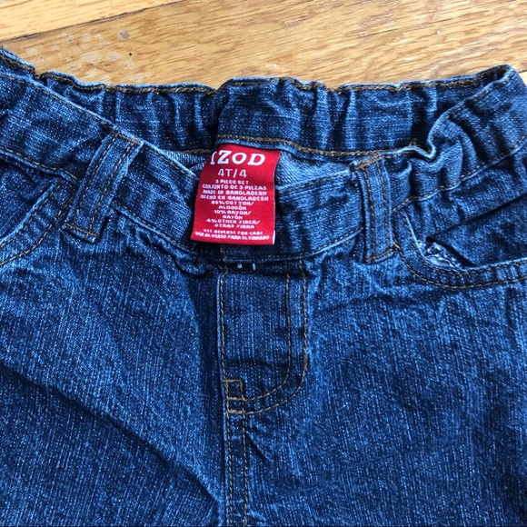 BOYS 4-5 Fall jeans & long Sleeve Outfit - Picture 4 of 6